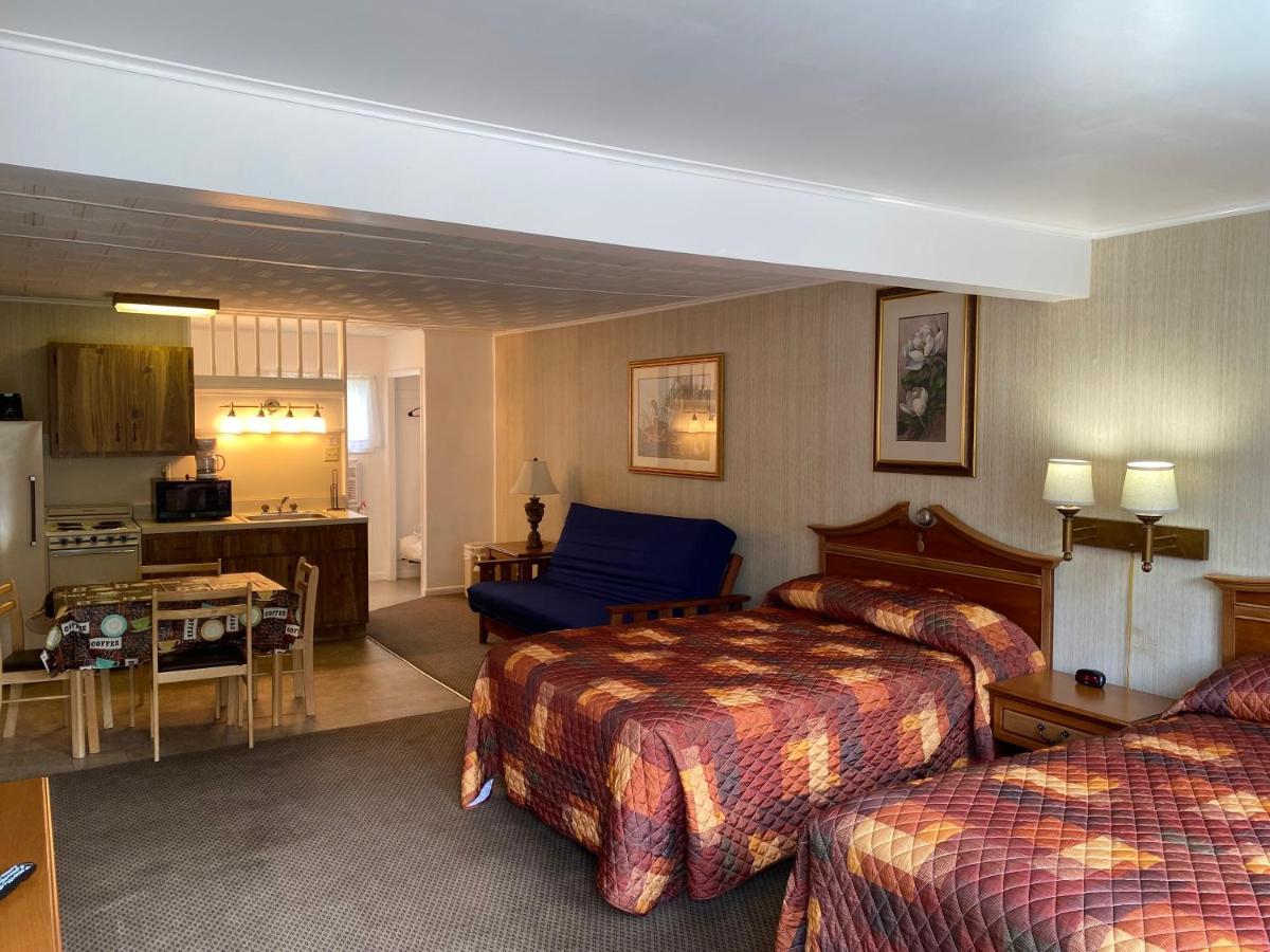 Hotel Lincoln Log Colony Lake George Esterno foto