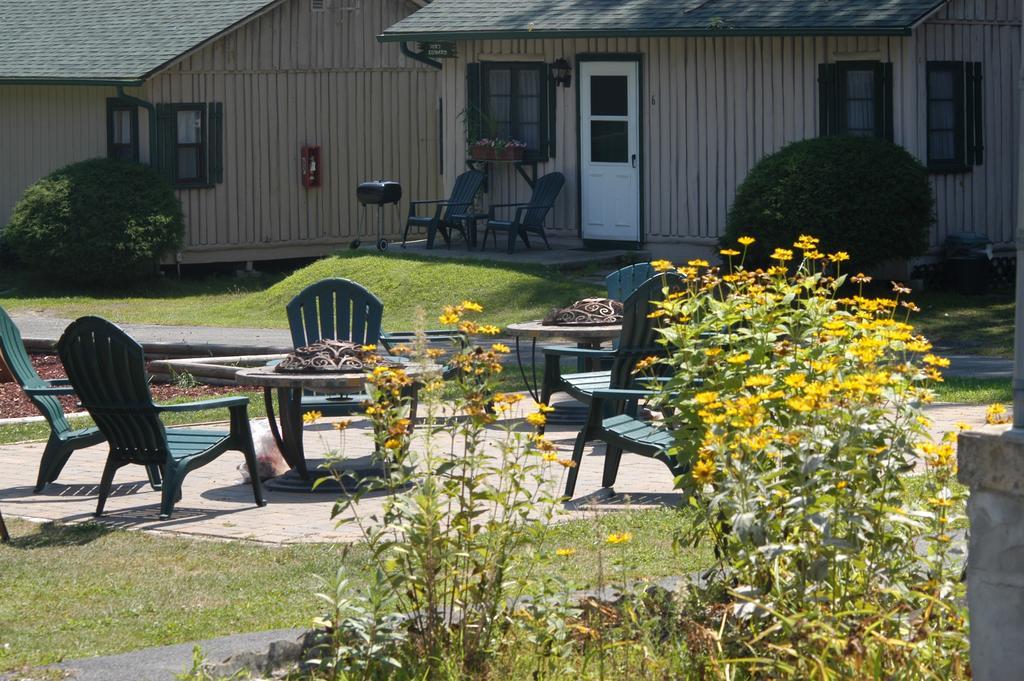 Hotel Lincoln Log Colony Lake George Esterno foto